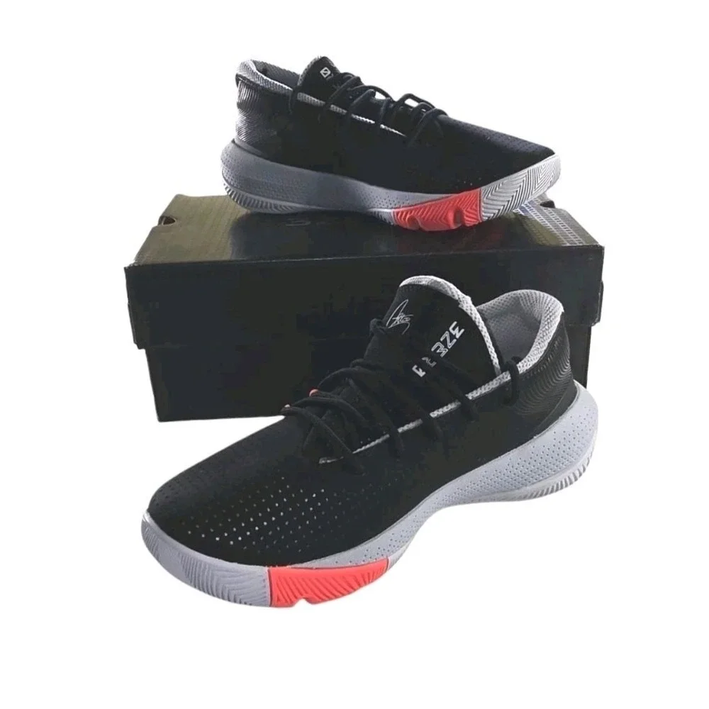 Under Armour‎ UA SC 3ZER0 III Stephen Curry Shoes Size 3.5 Youth Basketball Boys